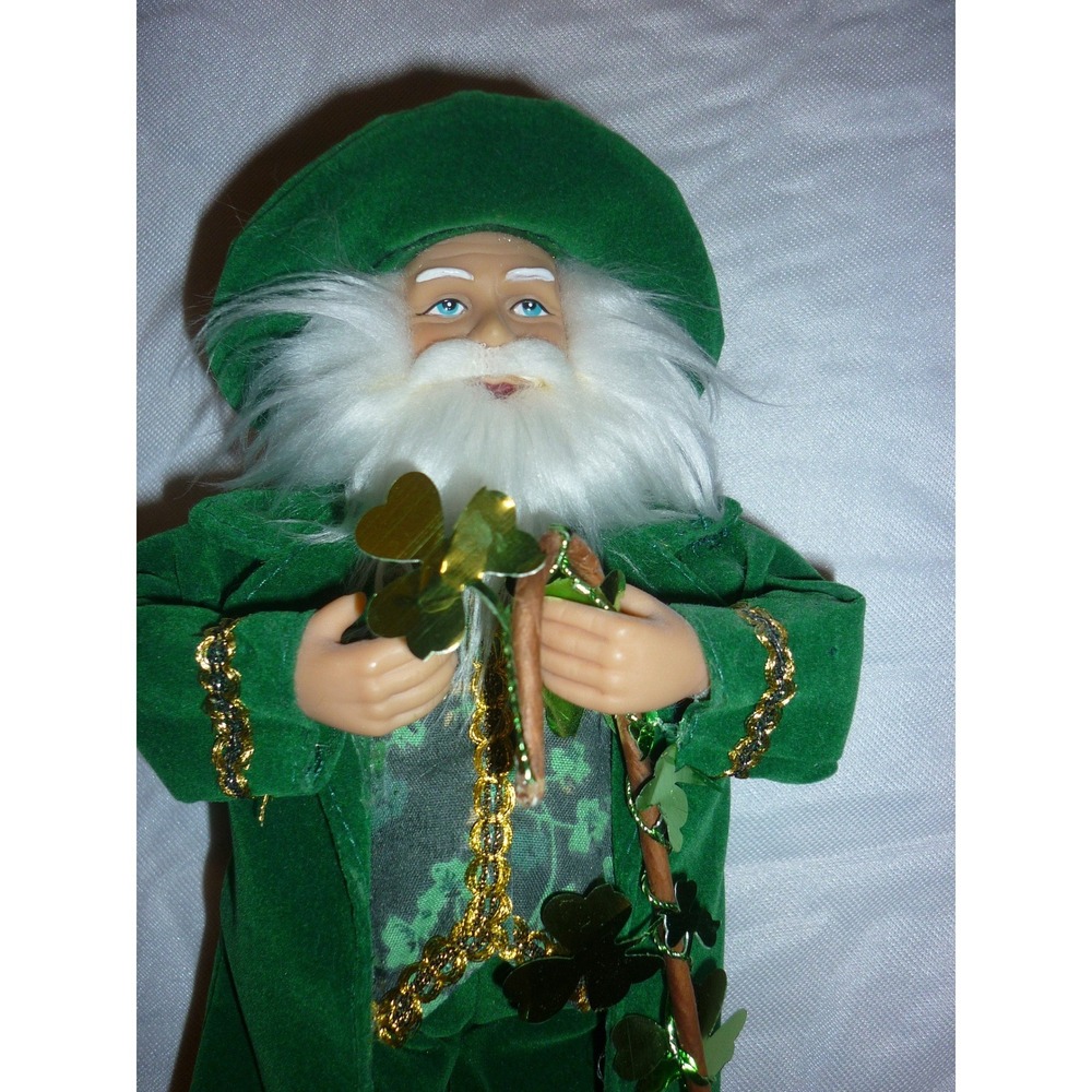 St‎ Patricks Day Leprechaun Doll Green Velvet Gold Trim Shamrock Staff 10 inch - Picture 3 of 7